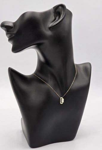 عقد ذهب عيار 18