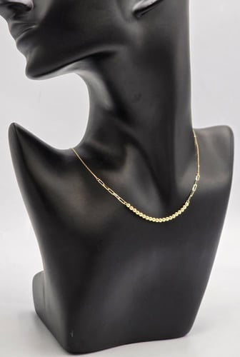 عقد ذهب عيار 18