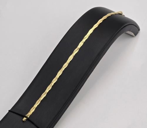 أسوارة ذهب عيار 18