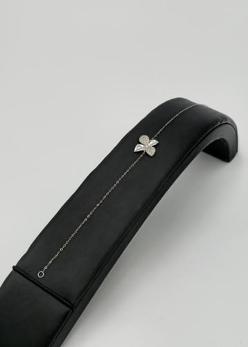 طقم ذهب ابيض عيار 18