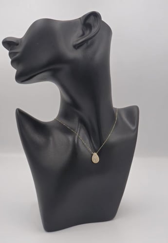 عقد ذهب عيار 18