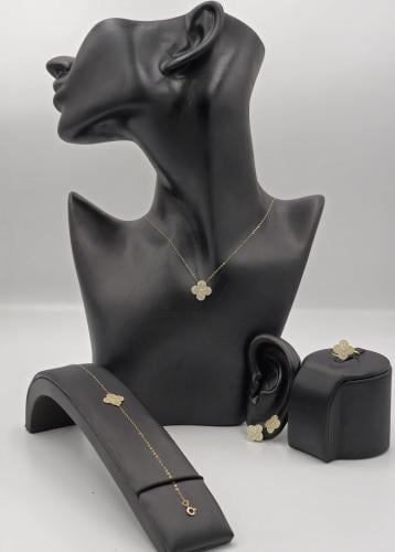 طقم ذهب عيار 18