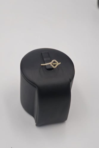 طقم ذهب عيار 18