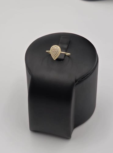 طقم ذهب عيار 18