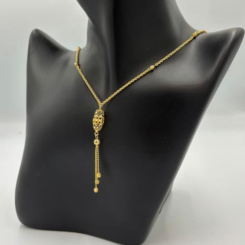 عقد ذهب عيار 21