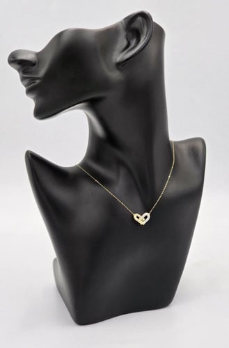 عقد ذهب عيار 18