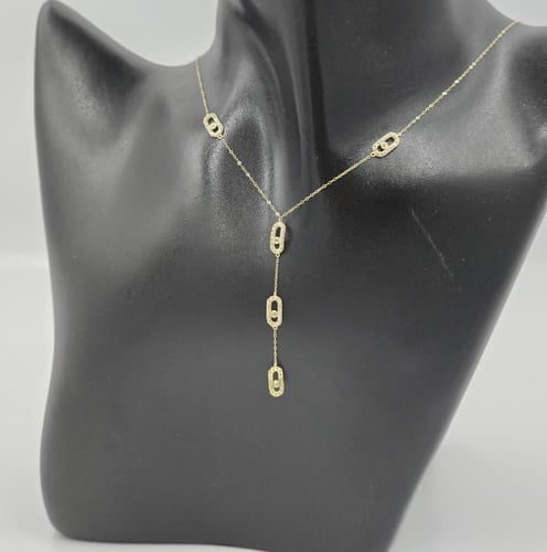 عقد ذهب عيار 18