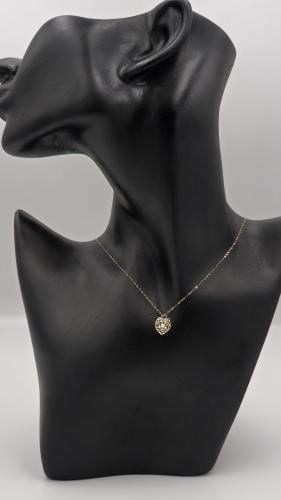 عقد ذهب عيار 18