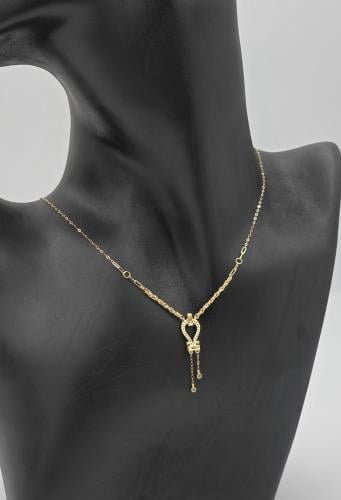 عقد ذهب عيار 18