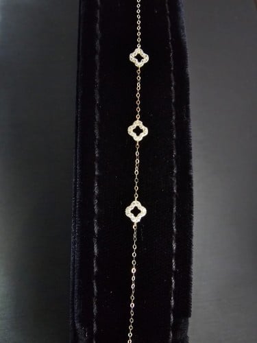 اسورة ذهب عيار 18