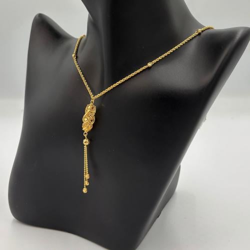عقد ذهب عيار 21