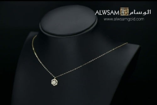 عقد ذهب عيار 18