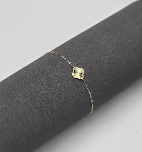 طقم ذهب عيار 18