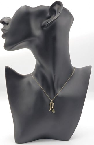 عقد ذهب عيار 18