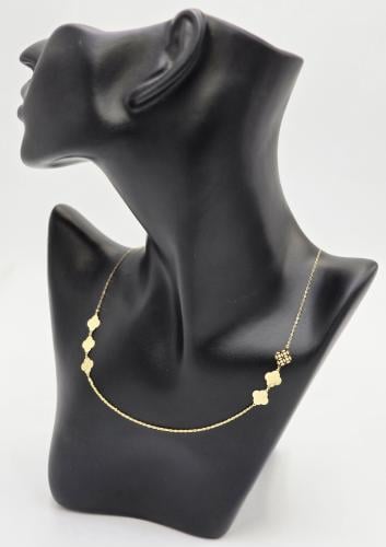 عقد ذهب عيار 18