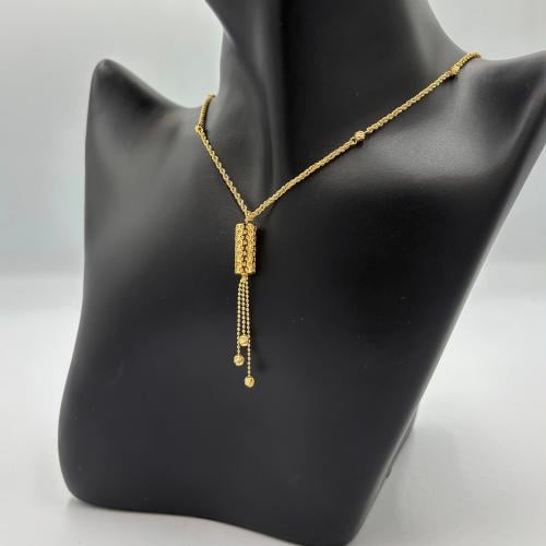 عقد ذهب عيار 21