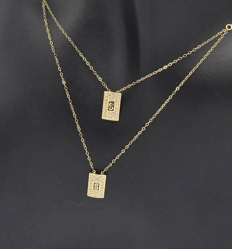 عقد ذهب عيار 18