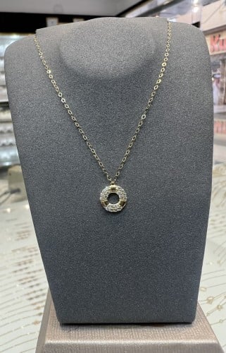 عقد ذهب عيار 18