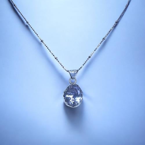 قلادة فضة نسائية فخمة بتصميم راقي