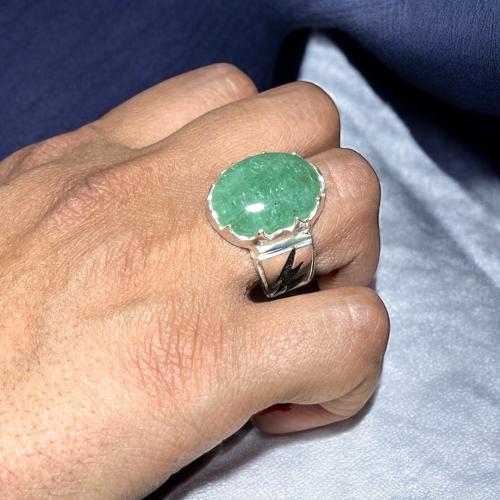 خاتم زمرد هندي طبيعي بصياغة اوبال