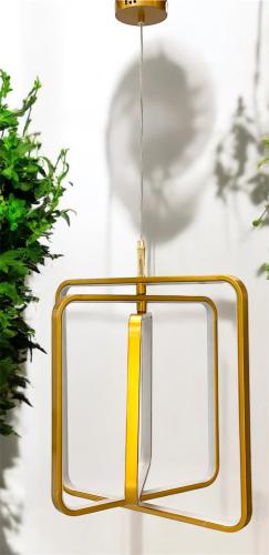 علاقي مودرن ليد ذهبي 2002 / 450+390+330