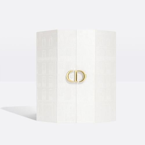 تقويم ديور بيوتي راس السنه رقم 30 مونتين