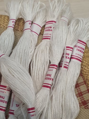 خيط مالونيه أبيض