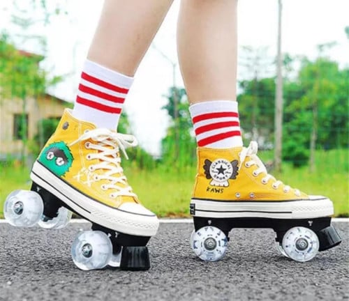 سكيت رول 4عجلات بتصميم فريد وجودة عالية