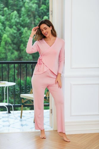 بيجامة بلووم