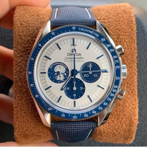 ساعة اوميقا برو سيماستر مينا ابيض وازرق