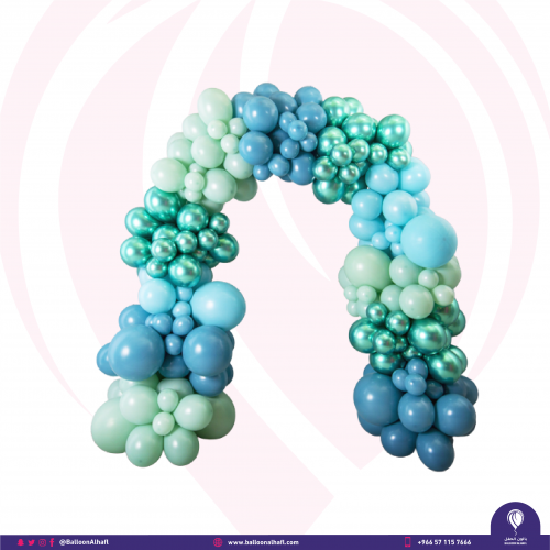 قوس بالونات تدرجات الازرق