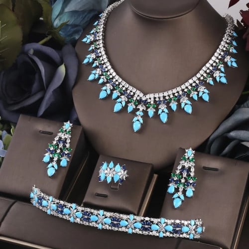 طقم فضي (عدة الوان)