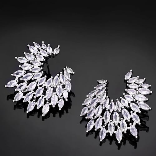 طقم فضي مخنق