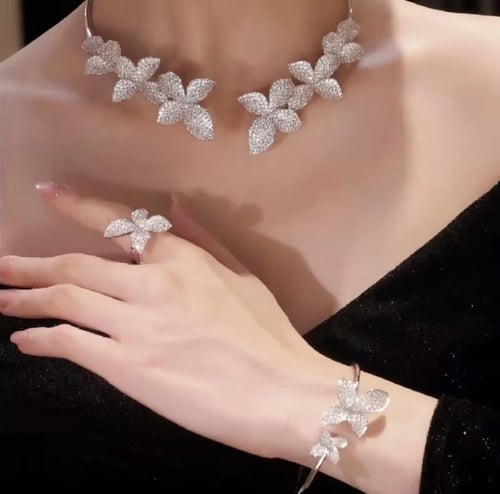 طقم فضة عيار 925 تصميم باسكال