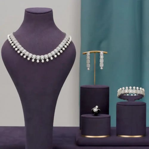 طقم فضي لؤلؤ