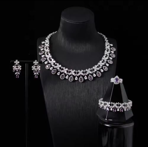 طقم فضي احجار موف