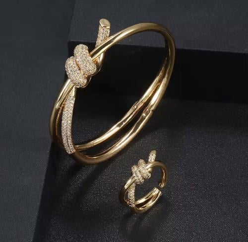 اسورة وخاتم تصميم تيفني