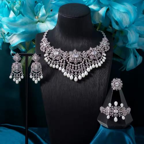 طقم فضي لؤلؤ ملكي