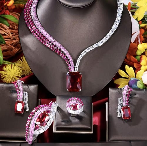 طقم فاخر (عدة الوان)