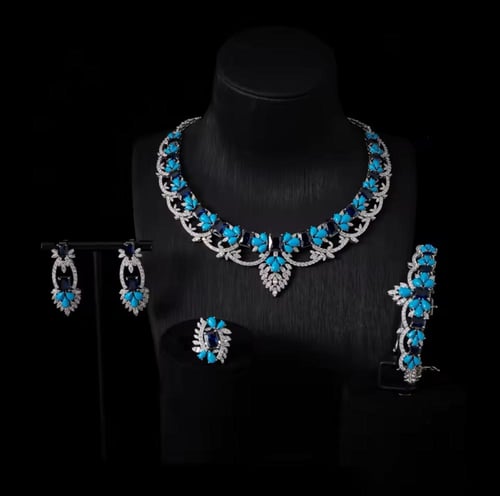 طقم فاخر (عدة الوان)