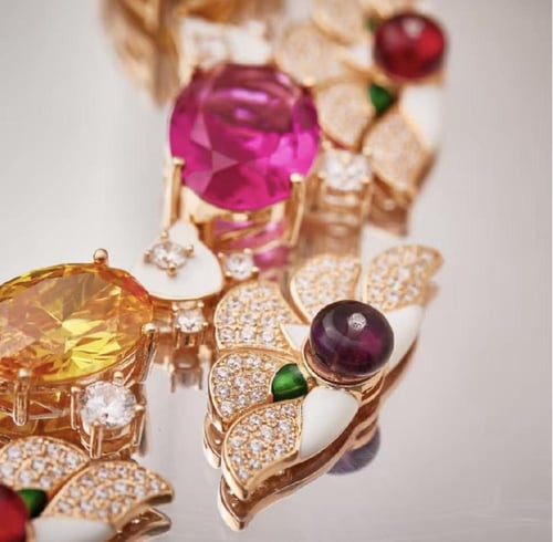 عقد وحلق تصميم ايطالي