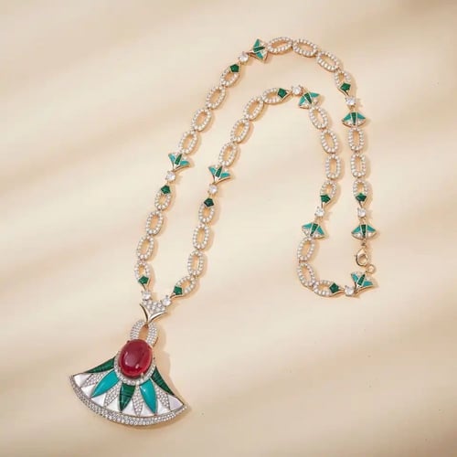 سبحة فاخرة تصميم ماركة بولغري