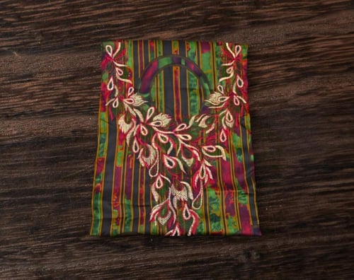 مخور قطن مطرز