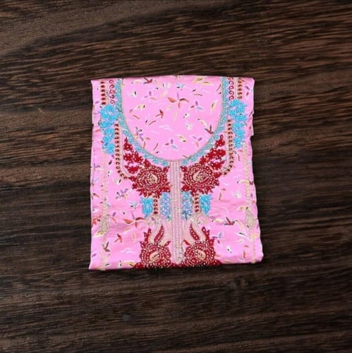 مخور حرير مطرز