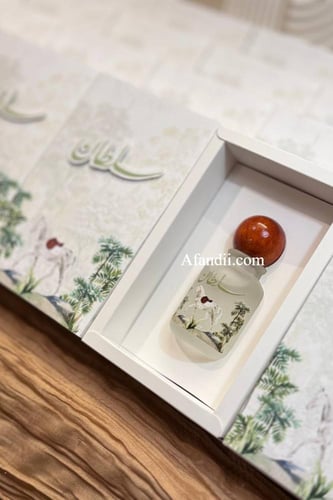 6 عطور بطباعة حسب الطلب