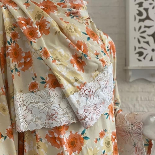 شرشف رداء الصلاة مورد - لف مفتوح - برتقالي