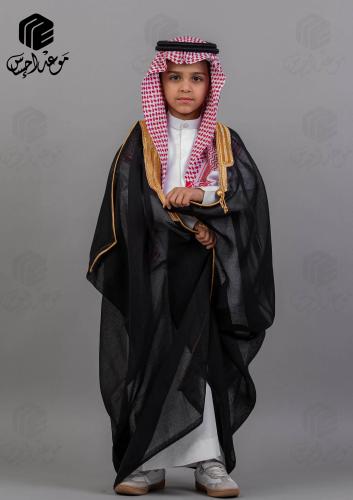 بشت اطفال لون اسود 2026