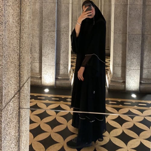 عباية سوداء طبقتين