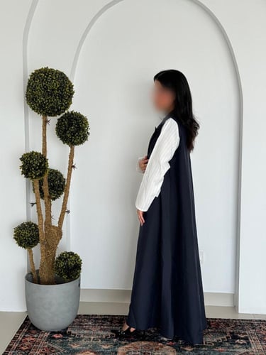 BLUE WHITE ABAYA