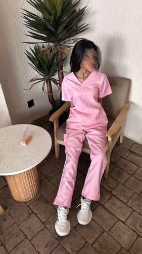 سكراب طبي #1 وردي (Pink)